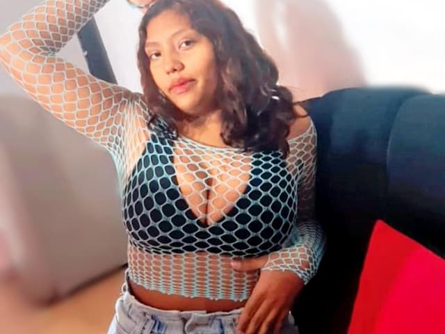 WebCAM de Camila_Morena